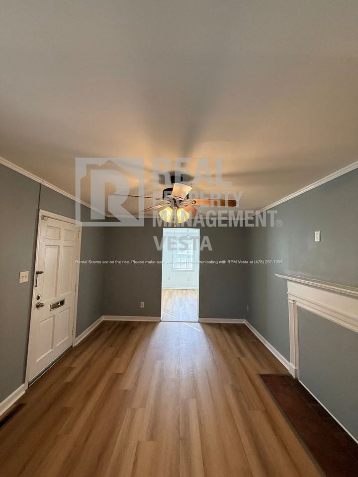 3380 Mary Dr - Photo 2 of 12
