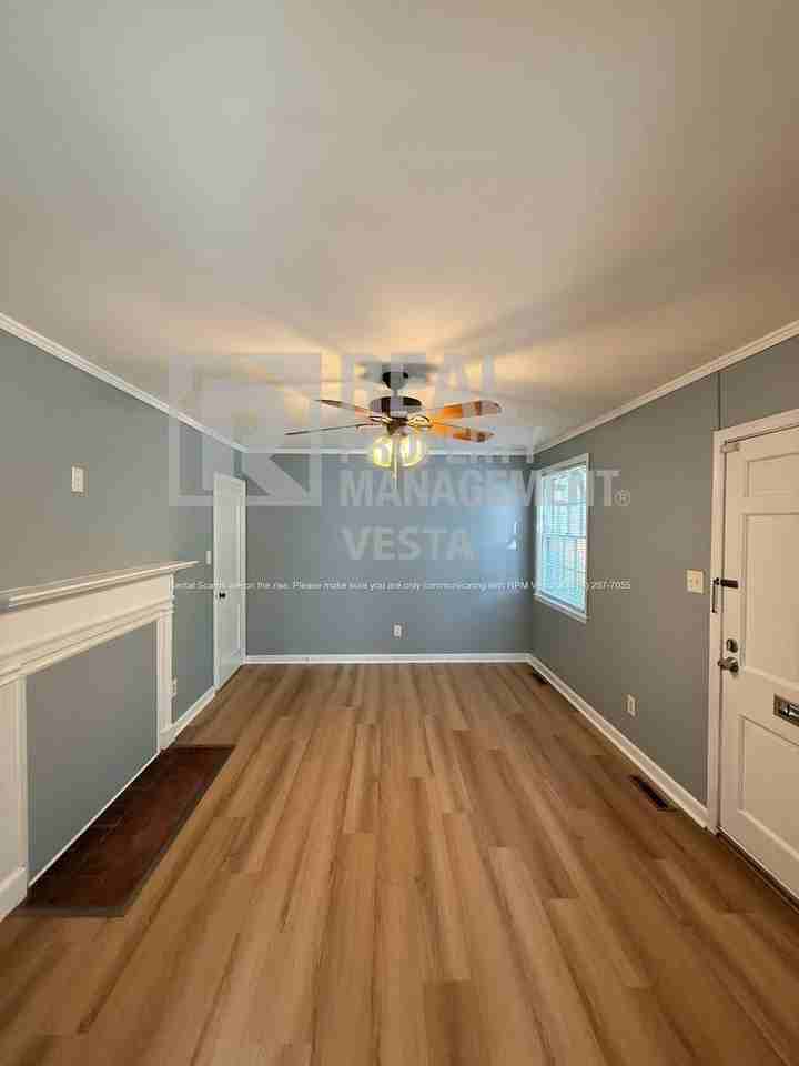 3380 Mary Dr - Photo 3 of 12