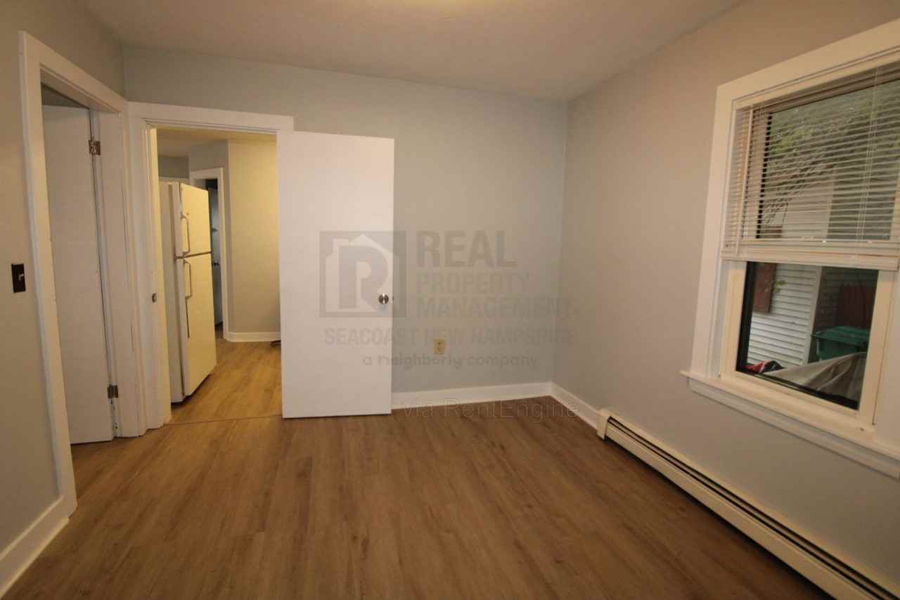 11 Maple St - Photo 5 of 12