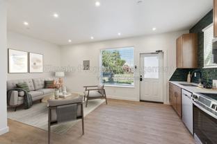 1624 Nw 17th St #101 - Photo 1 of 1