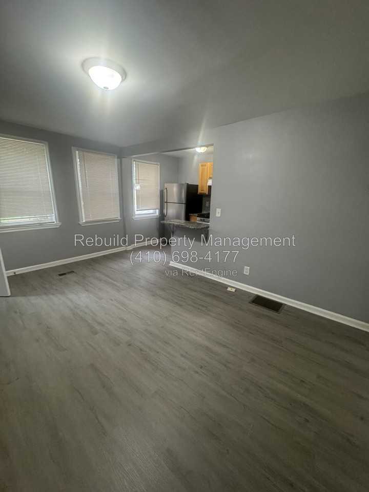5634 Midwood Ave - Photo 3 of 8