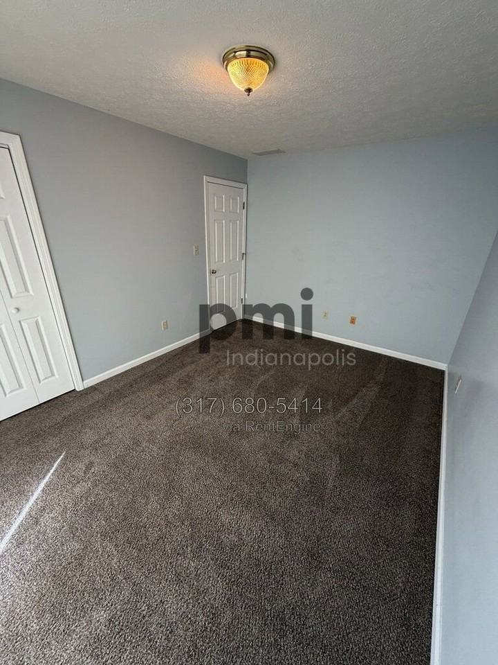 6351 N Jaccob Ct - Photo 6 of 40