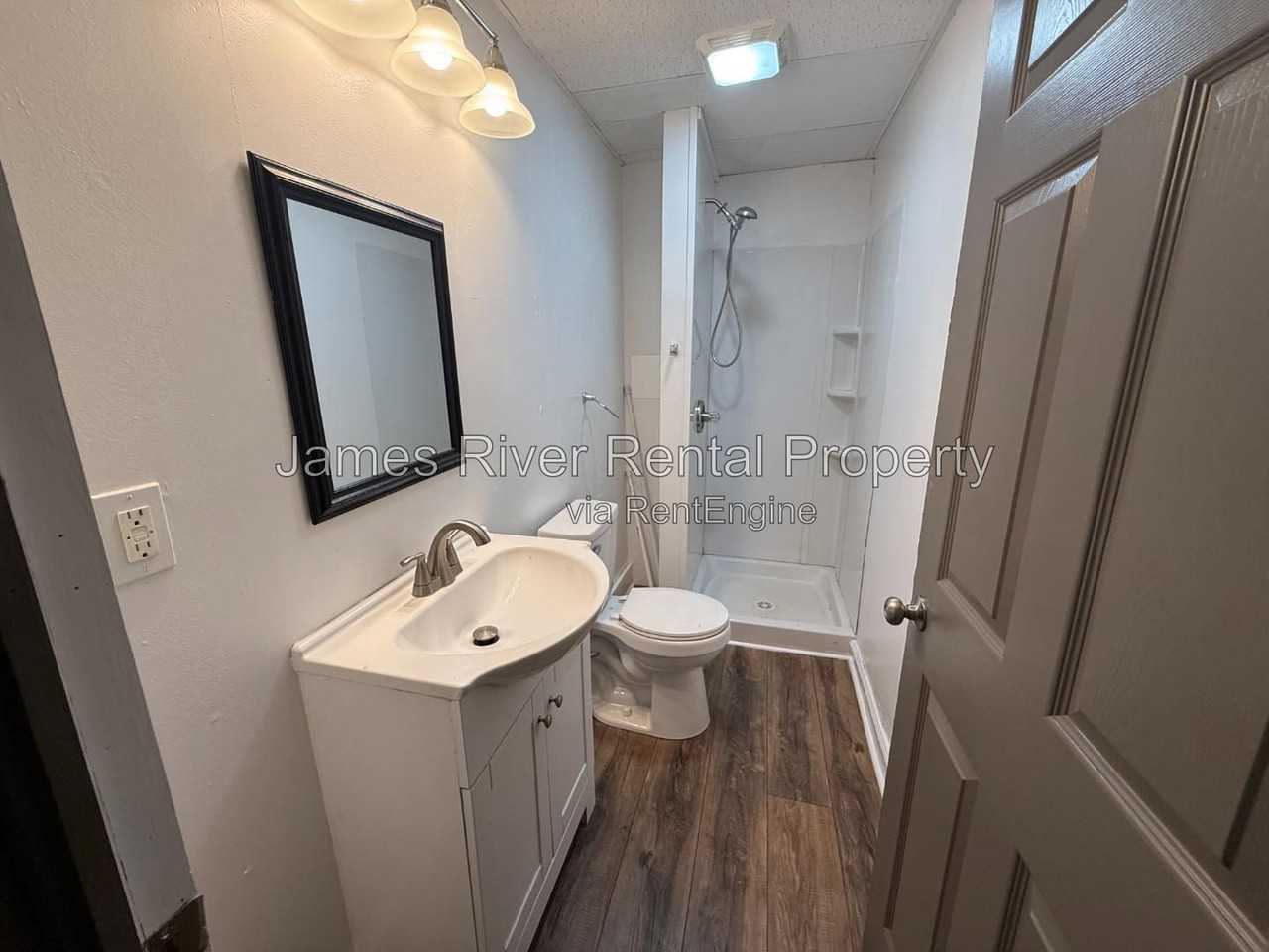 912 Pierce St #1 - Photo 2 of 12