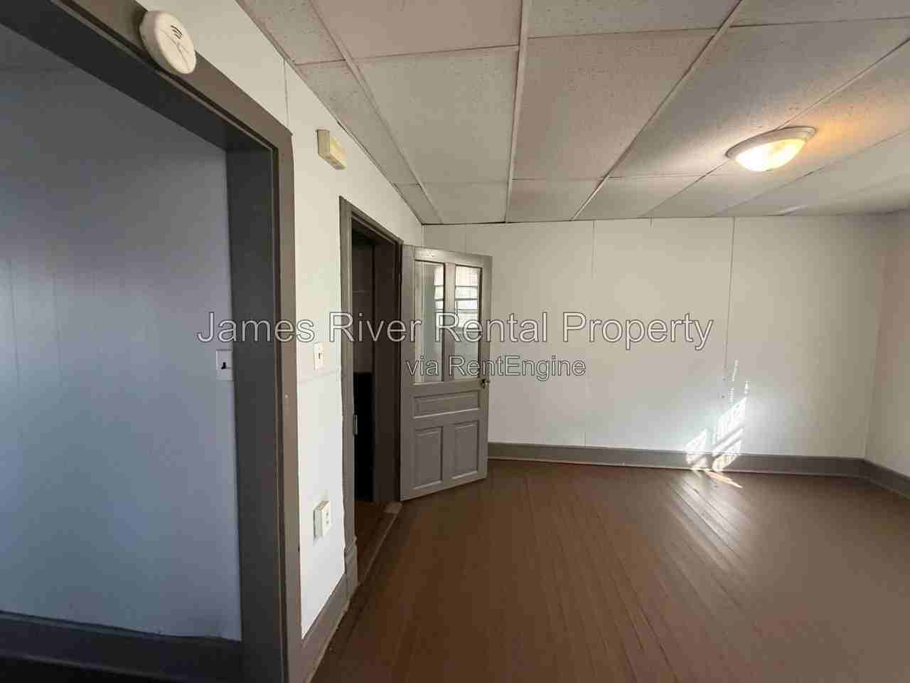 912 Pierce St #1 - Photo 6 of 12
