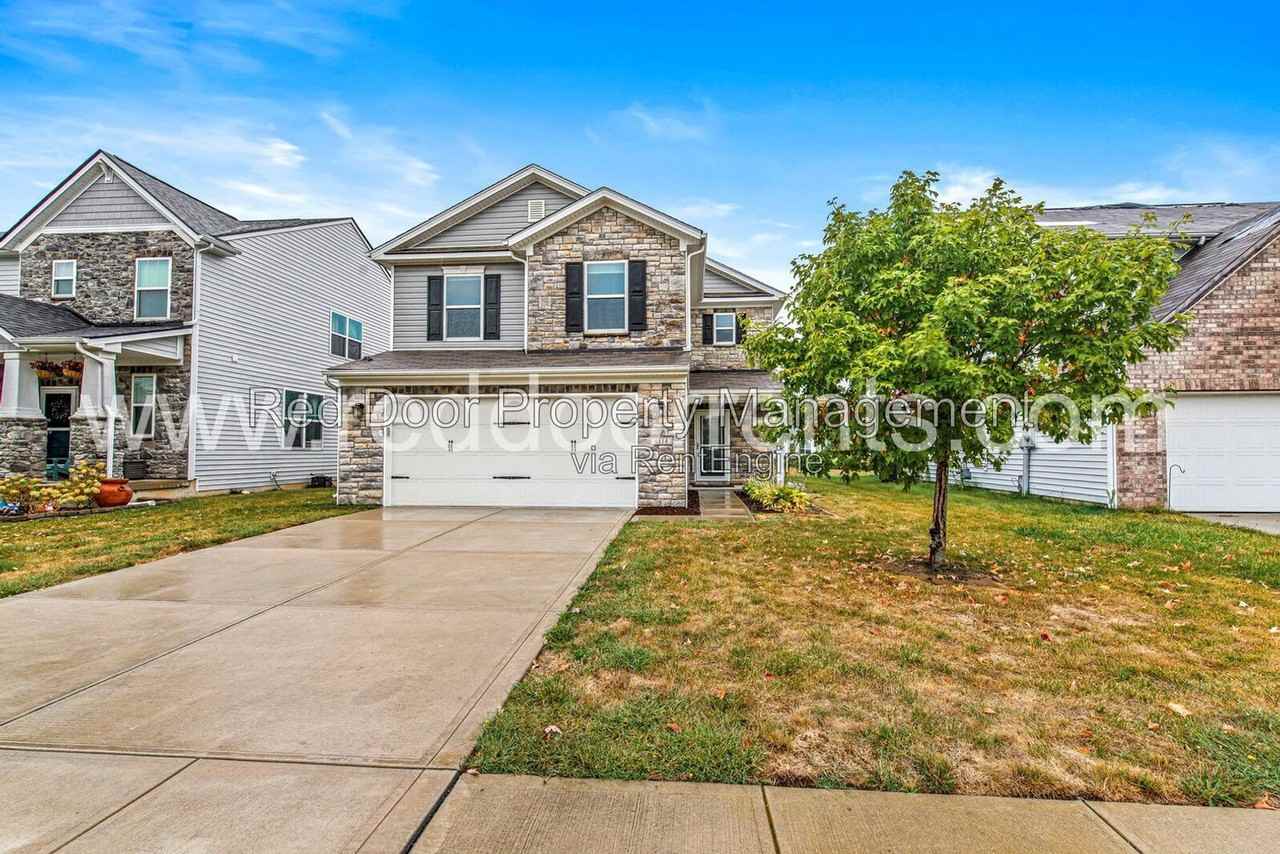 6114 Pebblebrooke Rd - Photo 2 of 34