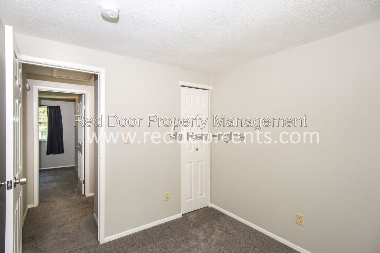5505 Straw Hat Dr - Photo 6 of 30
