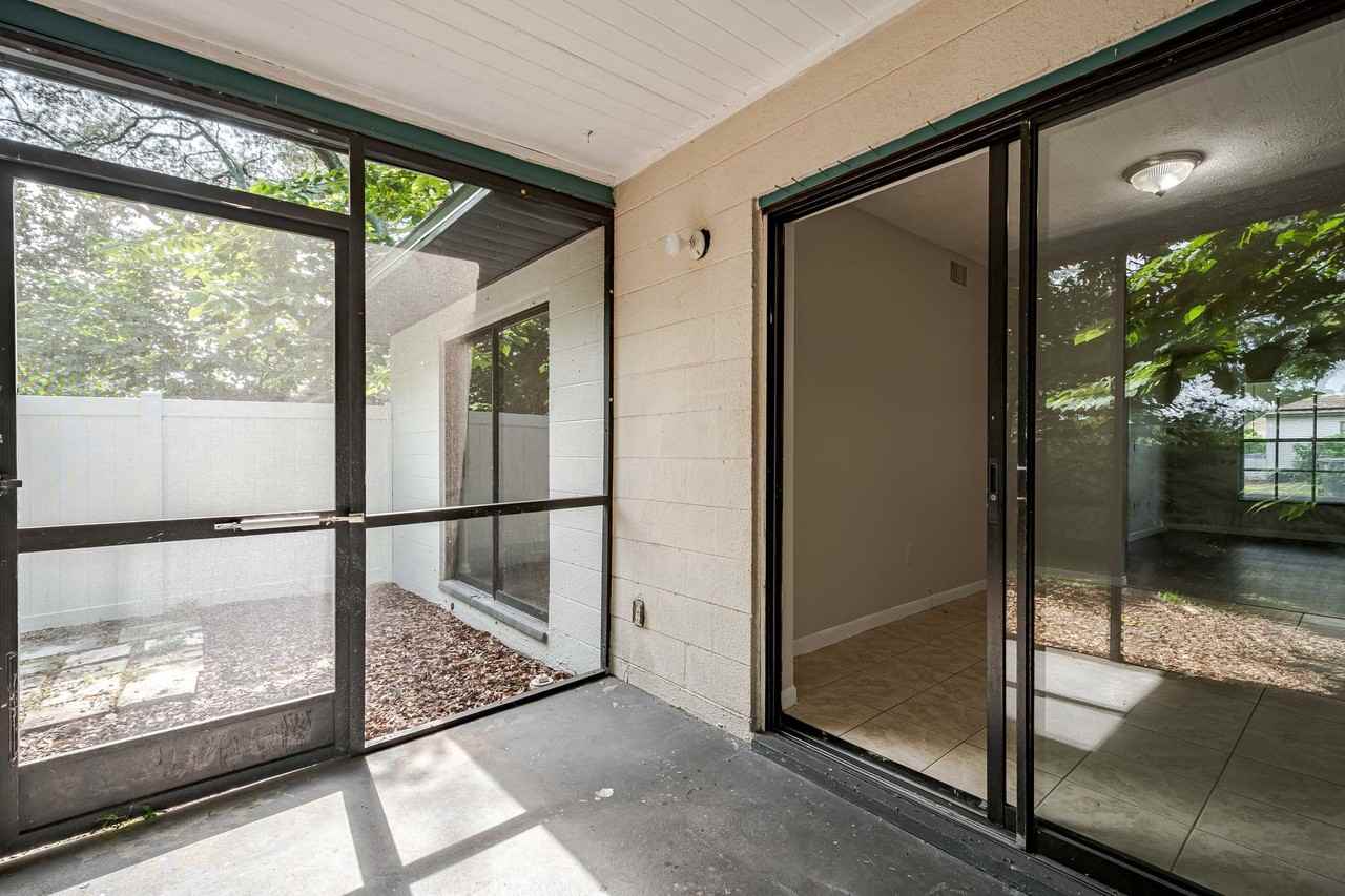 12002 Embarcadero Dr - Photo 4 of 6