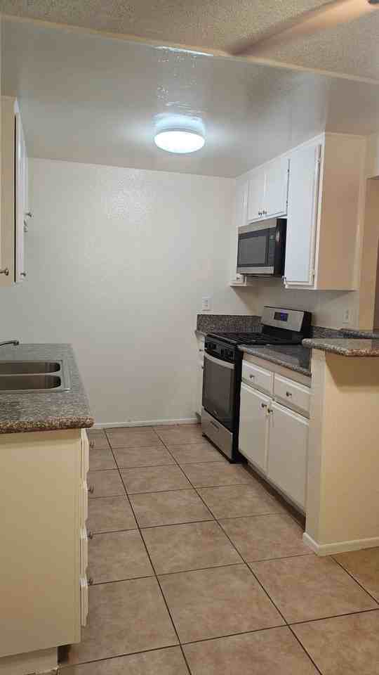 Villa Monaco Apartments - Photo 4 of 12