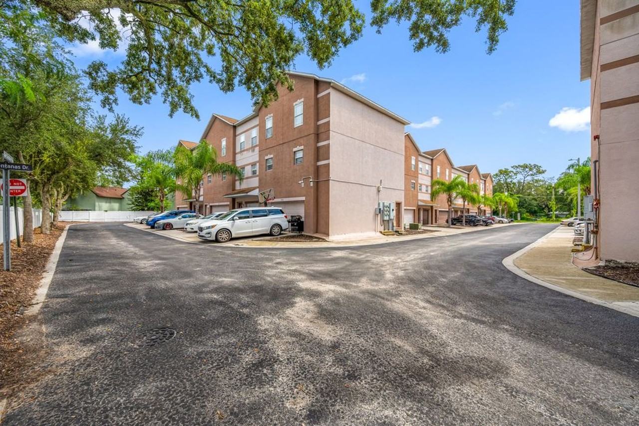 Tampa Commons - Photo 4 of 14