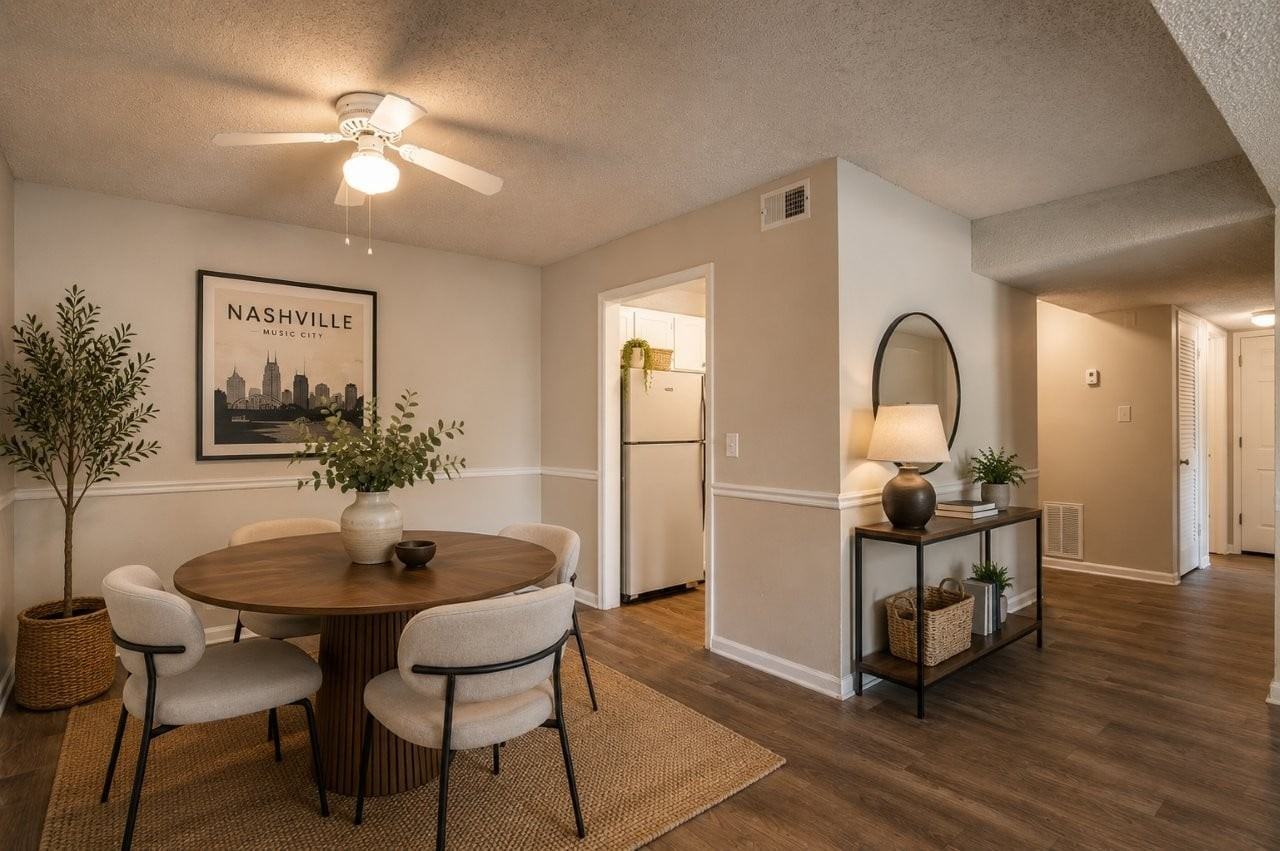 Hickory Creek Apartment and Townhomes - Photo 4 of 24