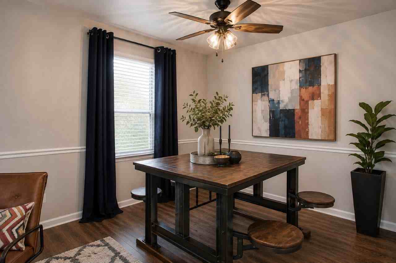 Lincoya Bay Apartments and Townhomes - Photo 2 of 26