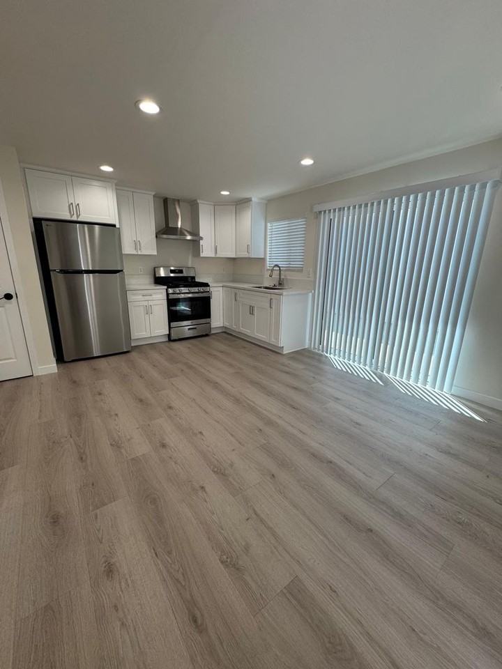 7317 -7321 Garden Grove Avenue - Photo 3 of 10