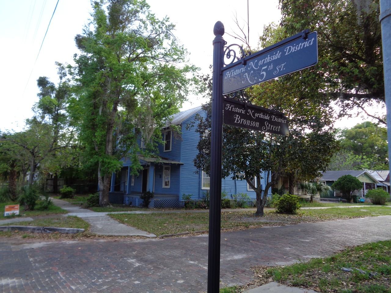 522 N. 5th St. - Photo 2 of 17