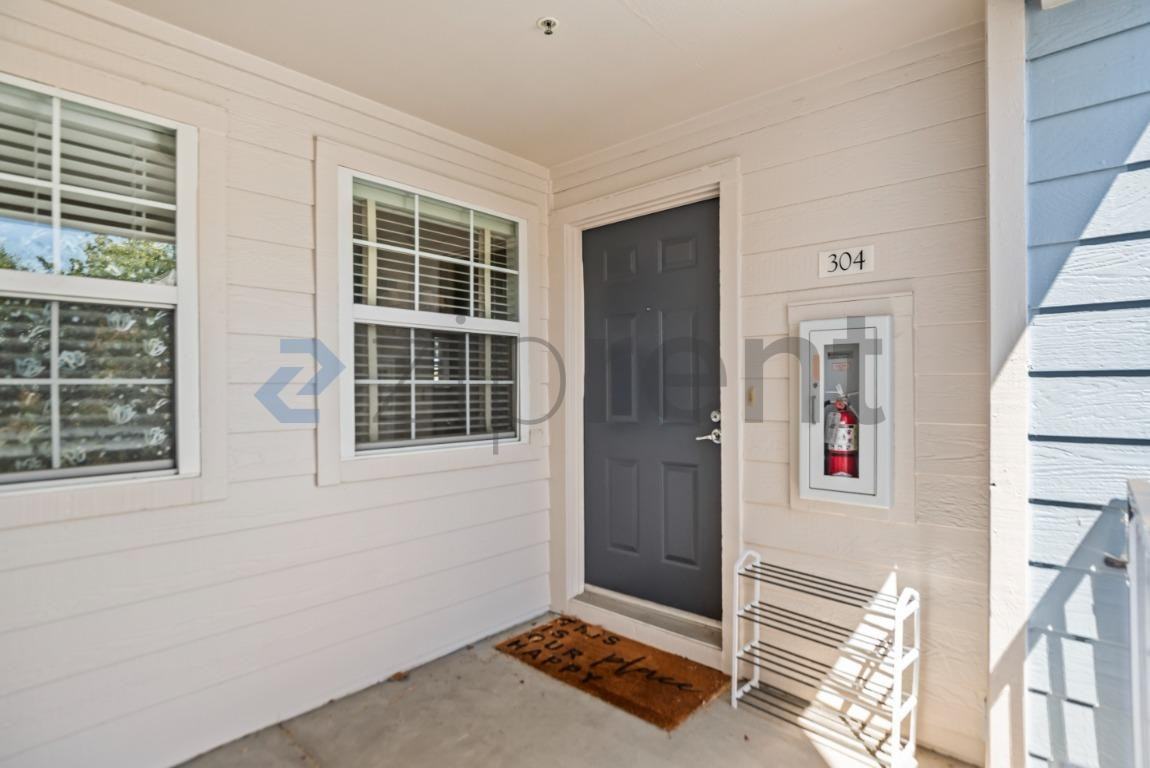 606 Arcadia Ter #304 - Photo 4 of 29