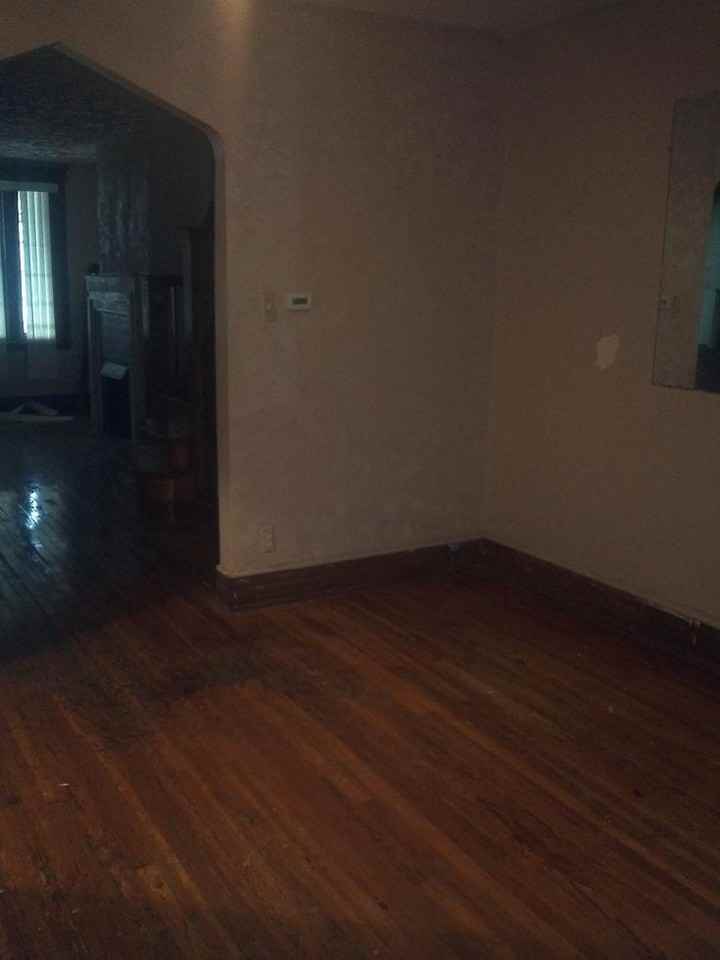 3825 N 16th St - Photo 3 of 10