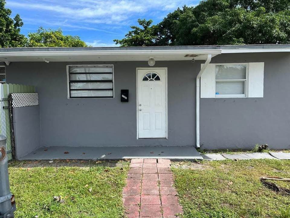 17603 Sw 104th Ave - Photo 3 of 3
