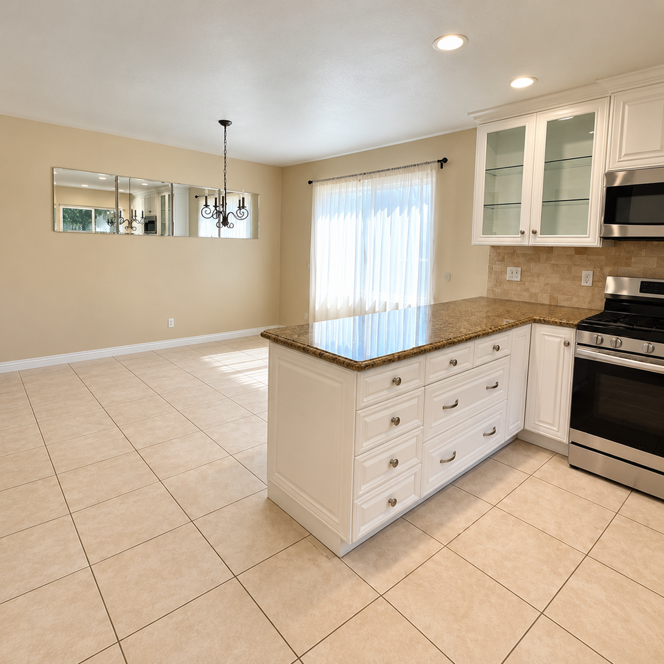 2512 Santa Ana Ave #D - Photo 4 of 16