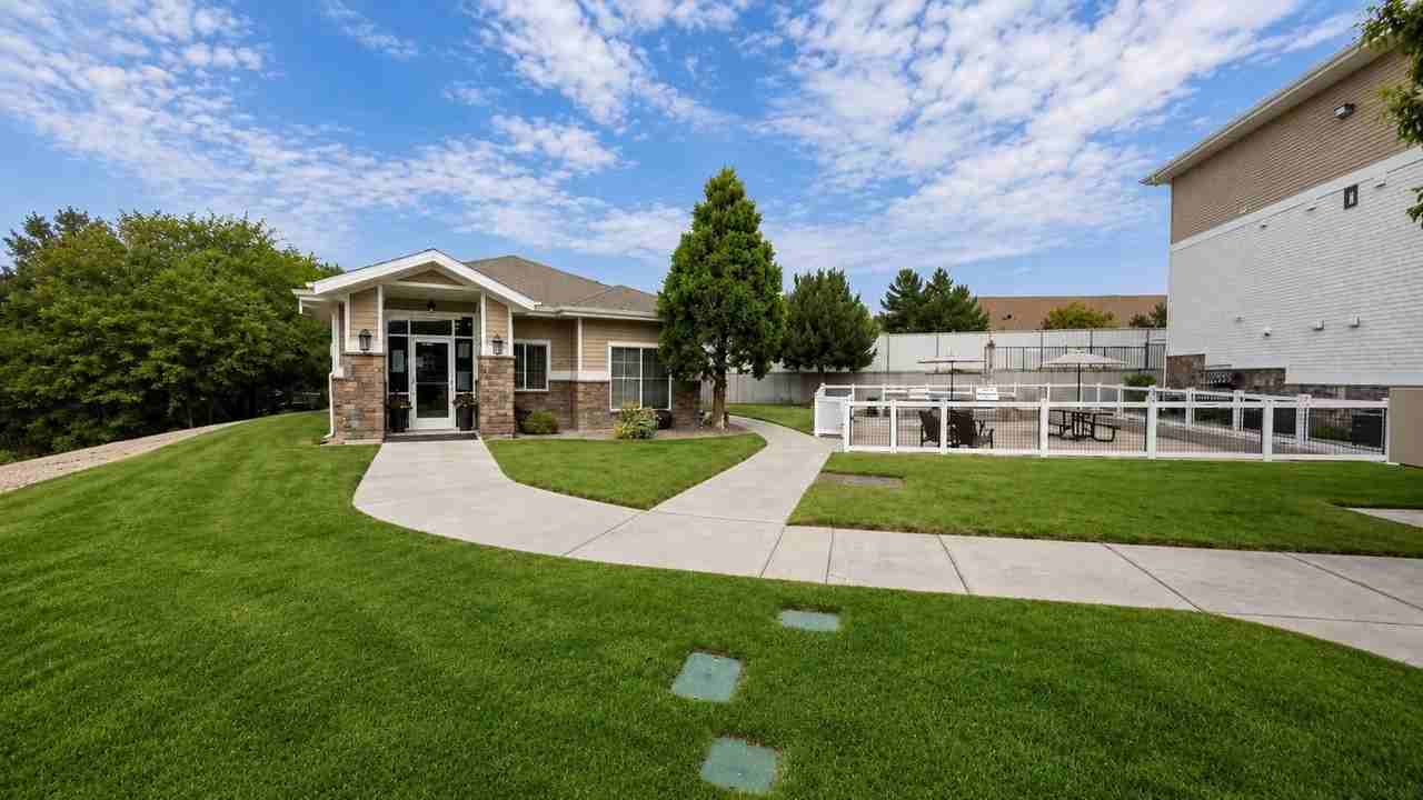 Copperwood Apartments - Photo 4 of 13