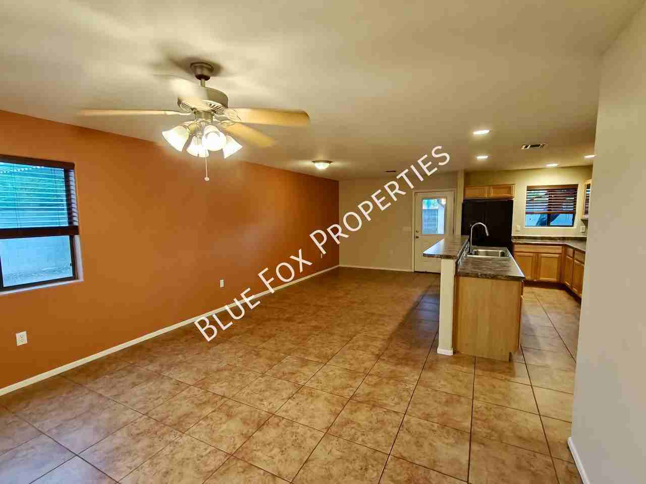 237 E Waverly St - Photo 3 of 18
