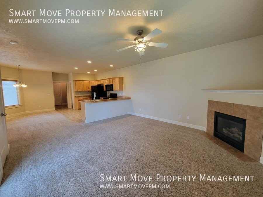 8515 W Evening Star Dr - Photo 7 of 25