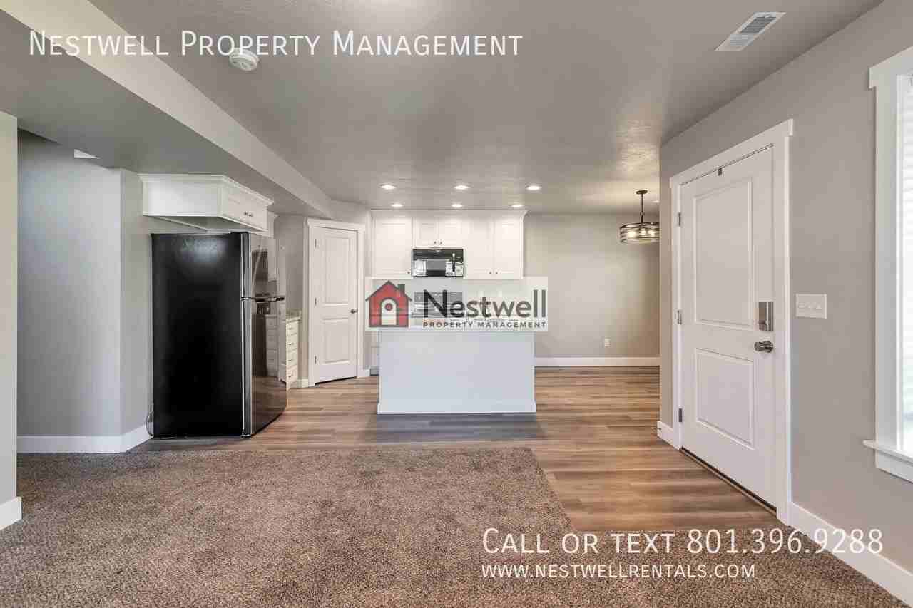 906 N Apple Seed Ln - Photo 5 of 30