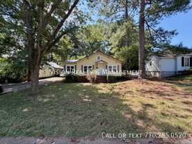 215 Brown St - Photo 1 of 1