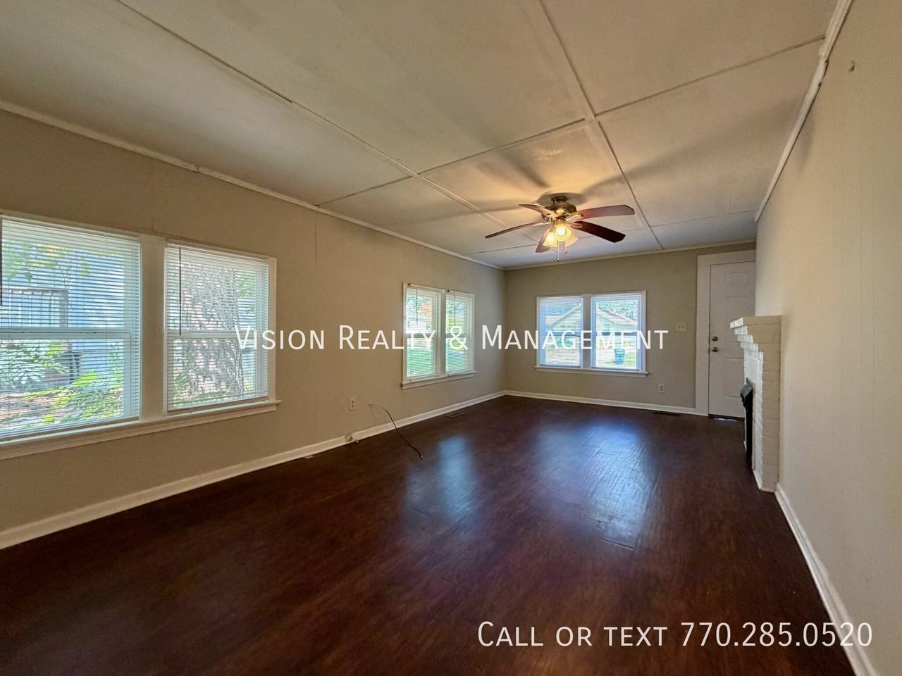 215 Brown St - Photo 7 of 40