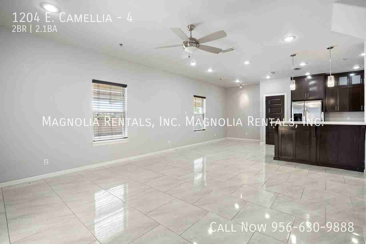 1204 E Camellia Ave #4 - Photo 3 of 15