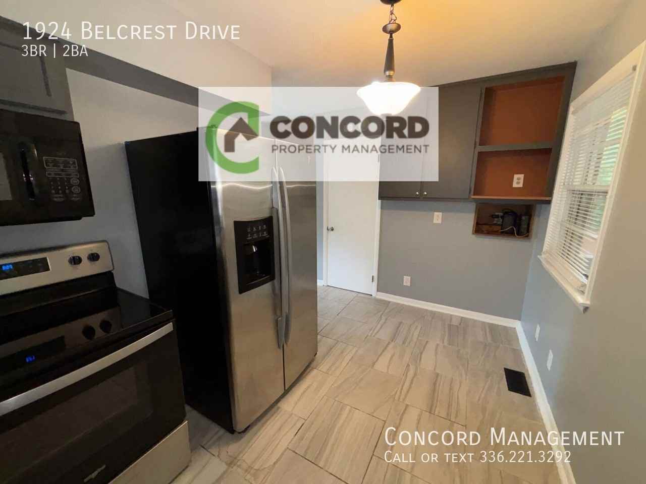 1924 Belcrest Dr - Photo 5 of 23