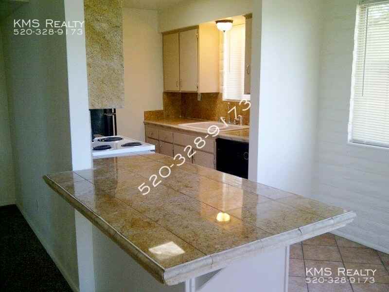 1985 N Camino Serna #D - Photo 2 of 8