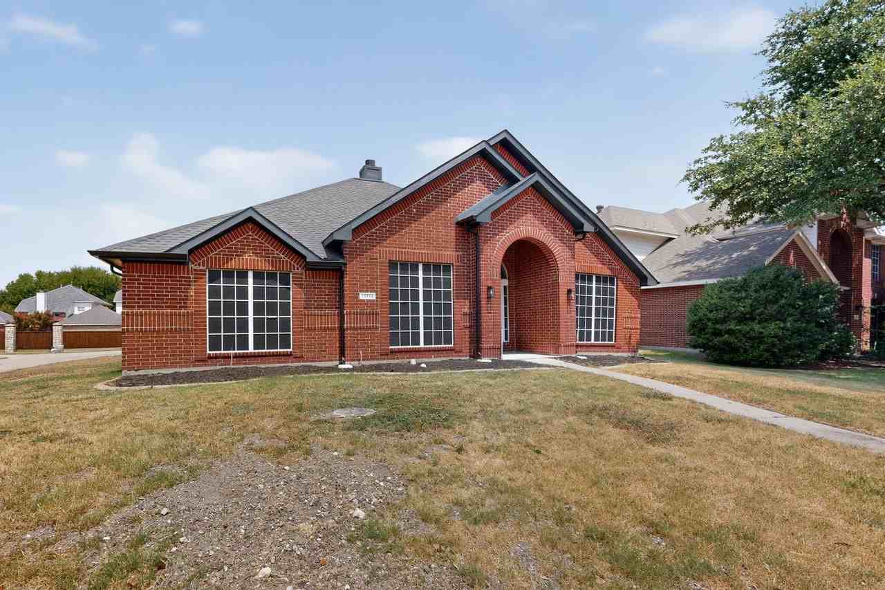 11112 Amber Valley Dr - Photo 5 of 46