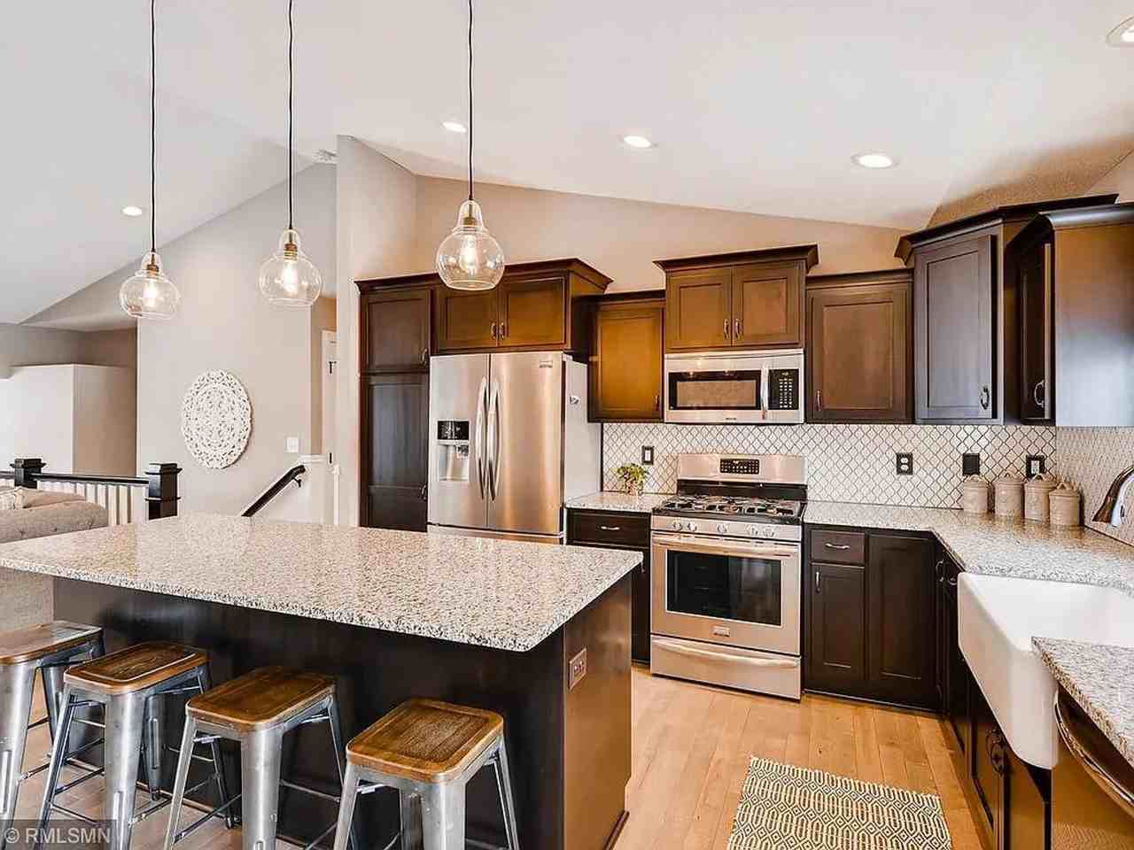 22420 Calico Ct - Photo 4 of 50