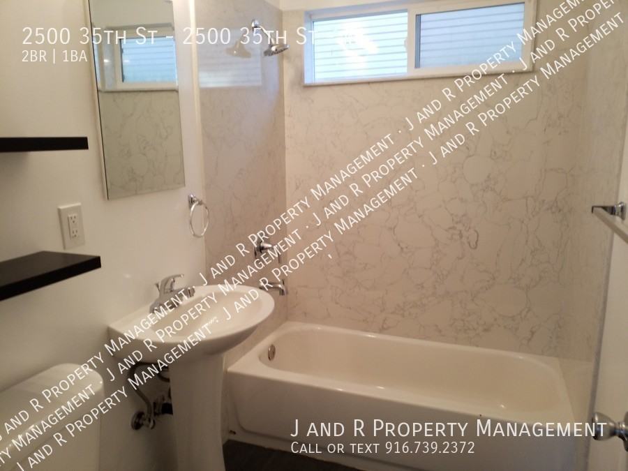 2500 2500 35th St - 2500 35th St #1 - Photo 7 of 13