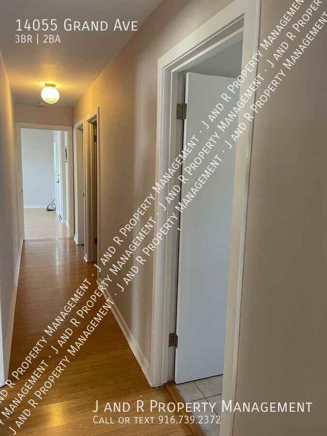 14055 Grand Ave - Photo 4 of 18