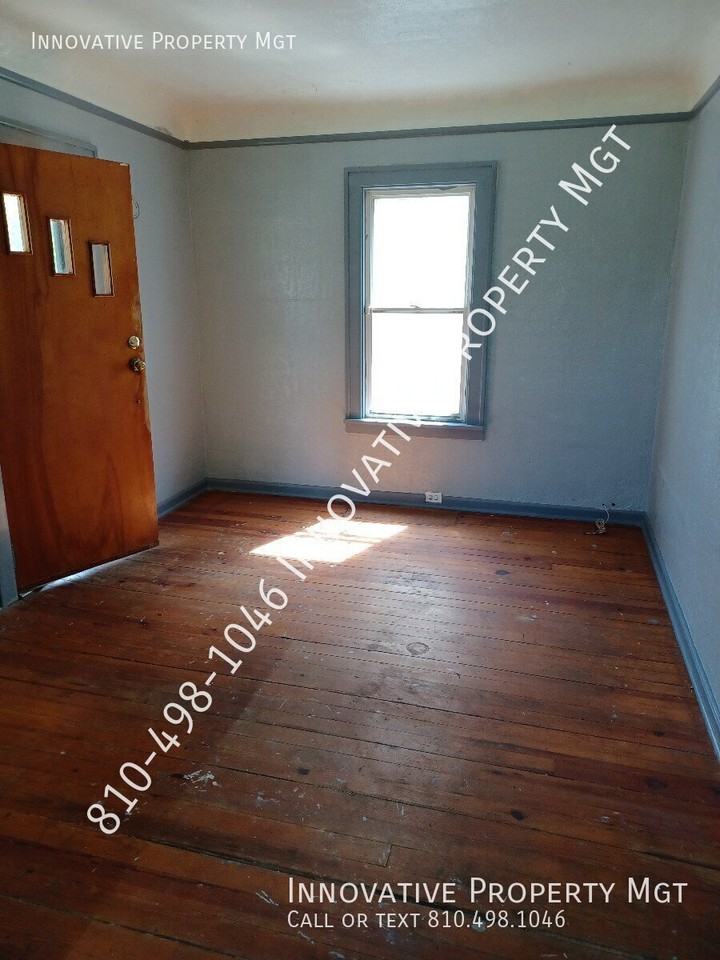 905 Cottage Grove Ave - Photo 4 of 30