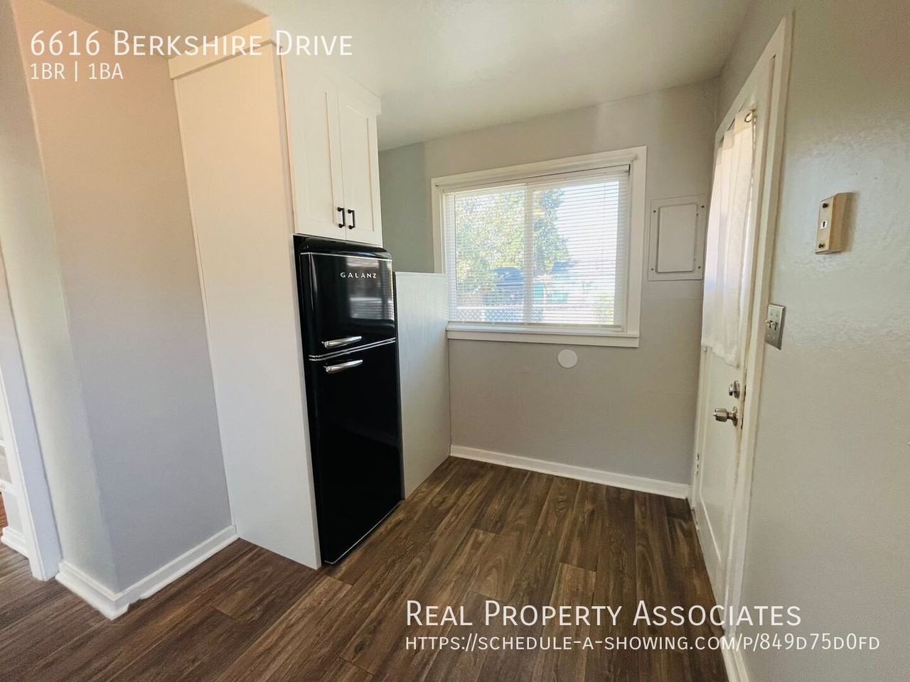 6616 Berkshire Dr - Photo 7 of 15