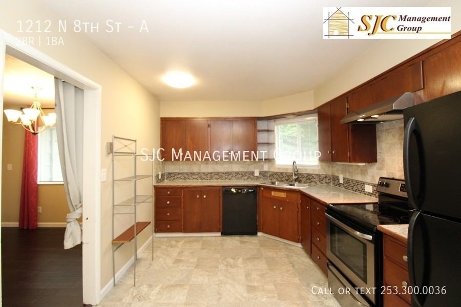 1212 N 8th St #A - Photo 7 of 17