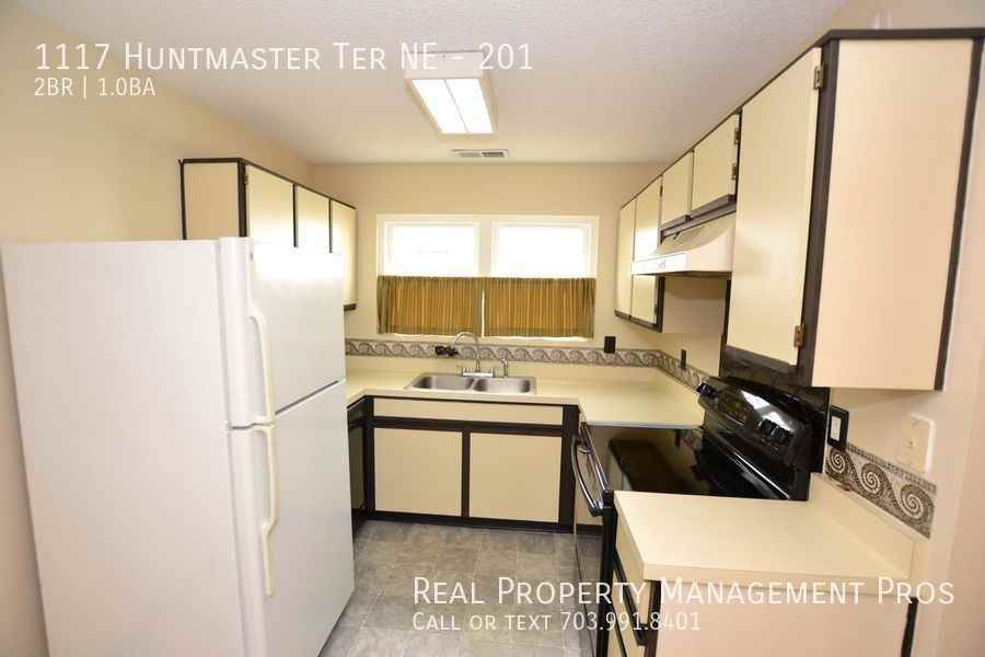 1117 Huntmaster Ter Ne #201 - Photo 2 of 18