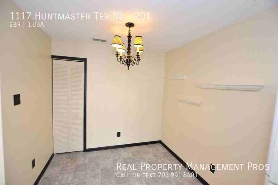 1117 Huntmaster Ter Ne #201 - Photo 5 of 18