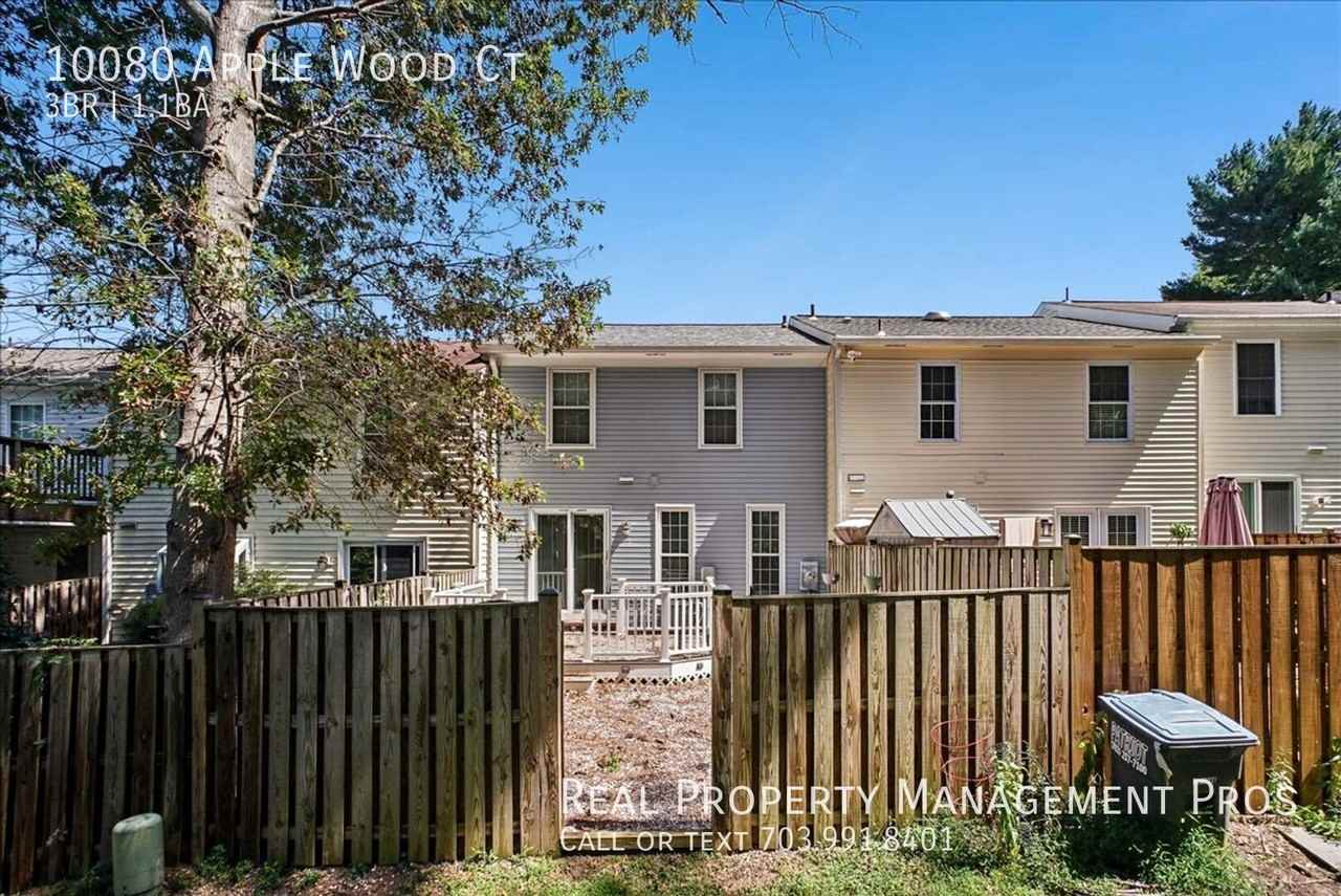 10080 Apple Wood Ct - Photo 3 of 47
