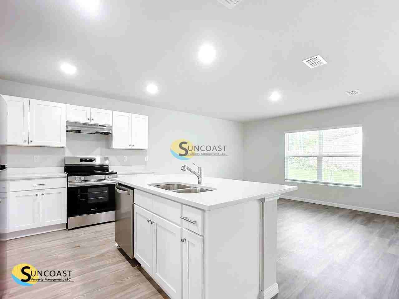13 Unique Ct #B - Photo 5 of 25