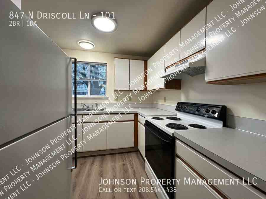 847 N Driscoll Ln #101 - Photo 4 of 12