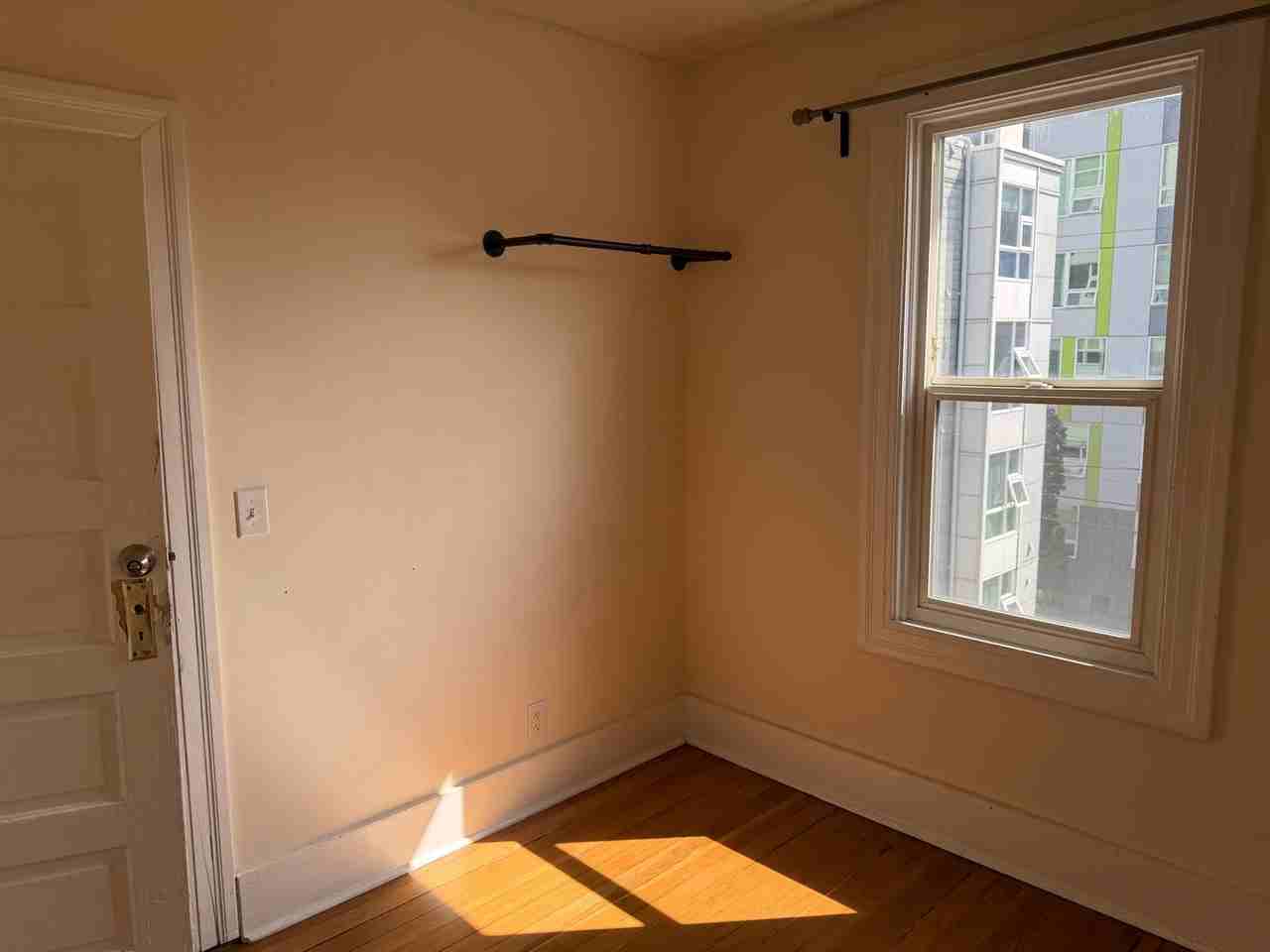 208 10th Ave - Photo 4 of 15