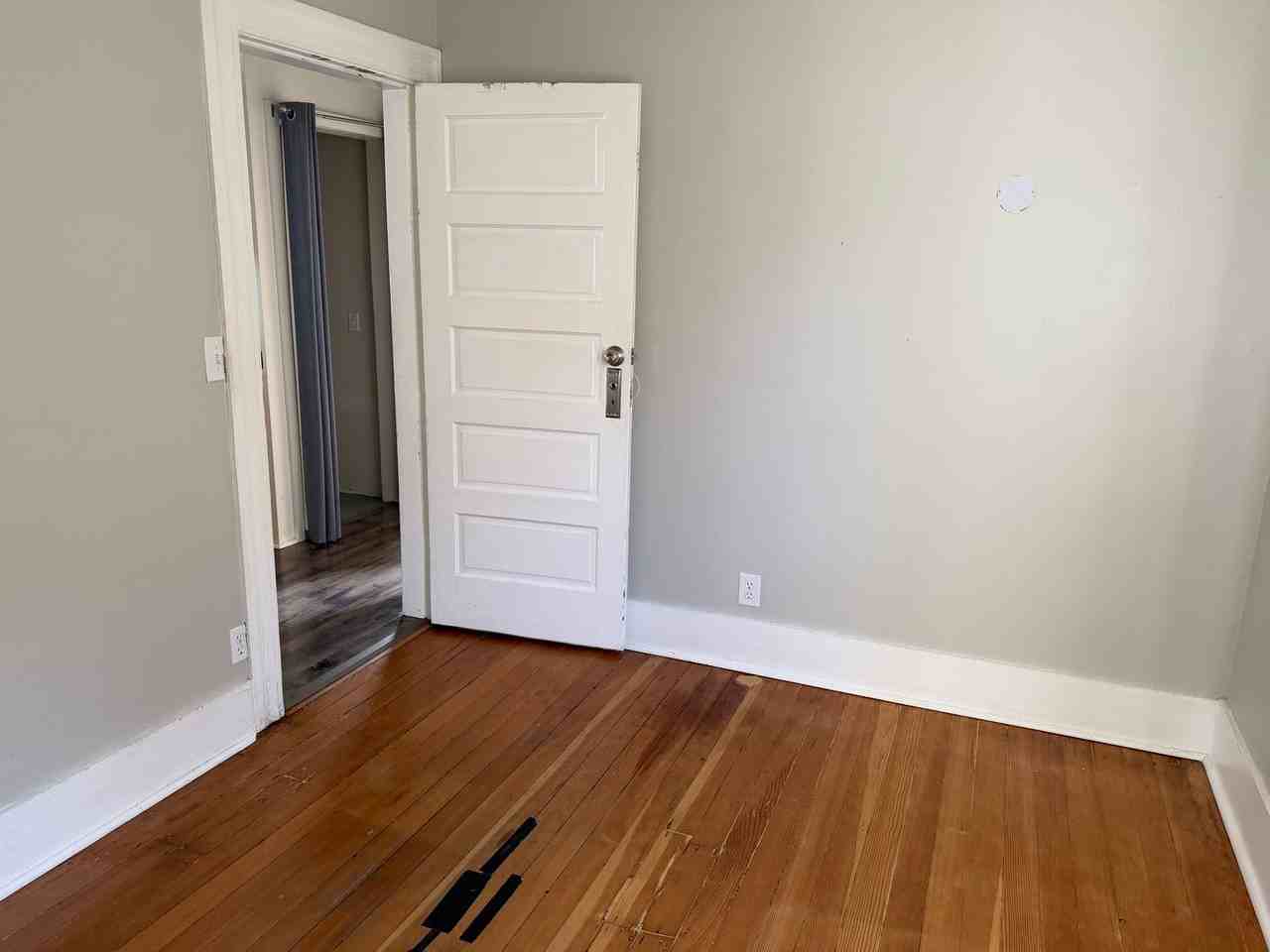 208 10th Ave - Photo 6 of 15