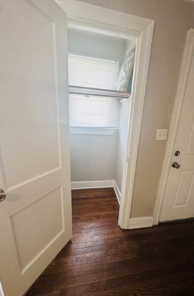 3047 Evangeline St - Photo 5 of 22