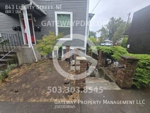 843 Liberty St Ne - Photo 2 of 18