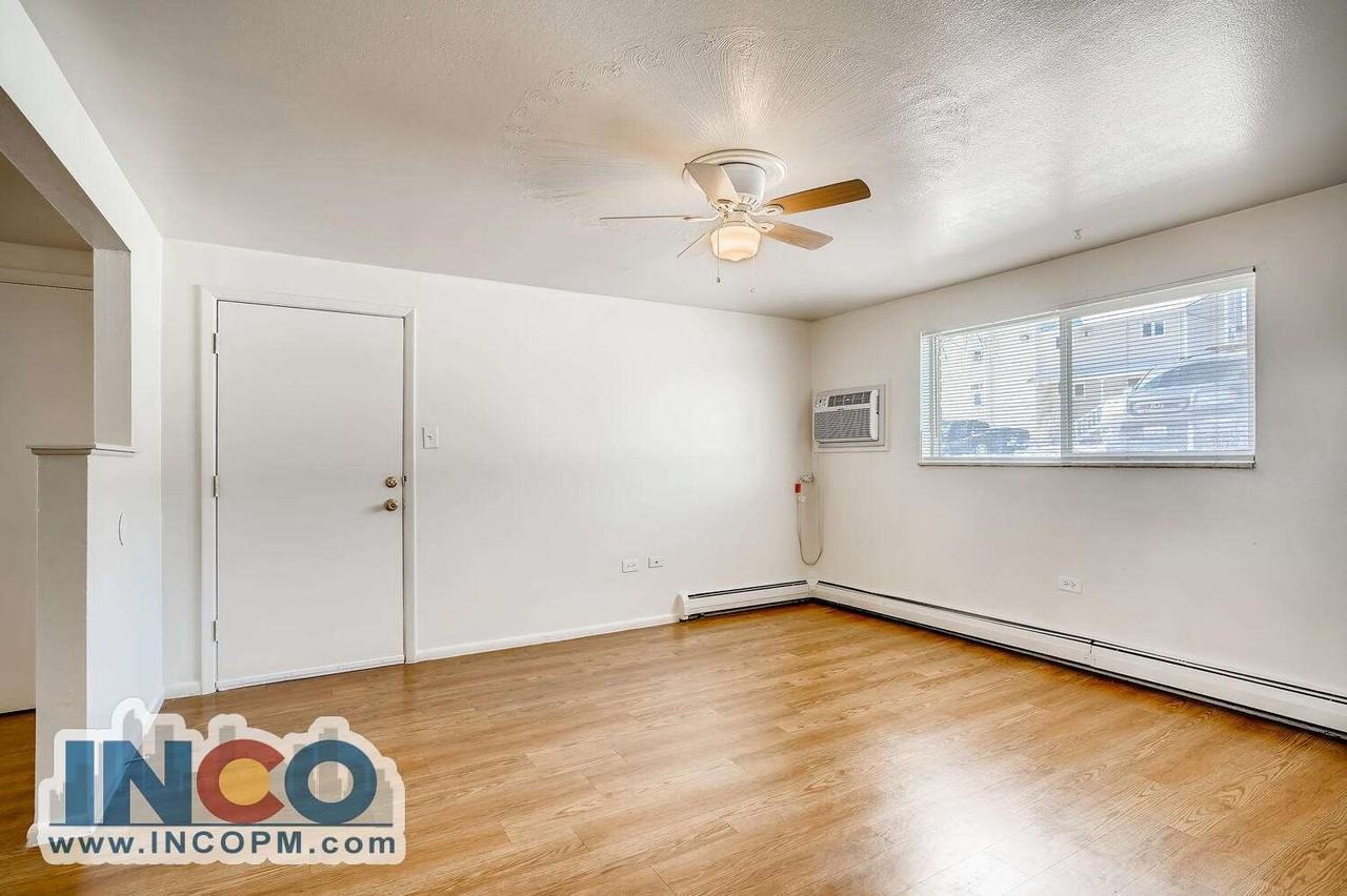 280 S Hoyt St #3 - Photo 2 of 9