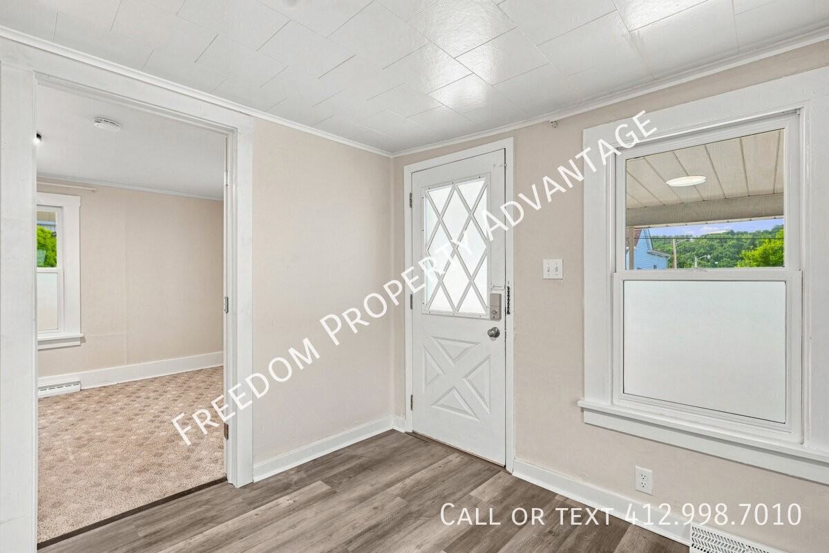 945 Fayette St - Photo 7 of 34