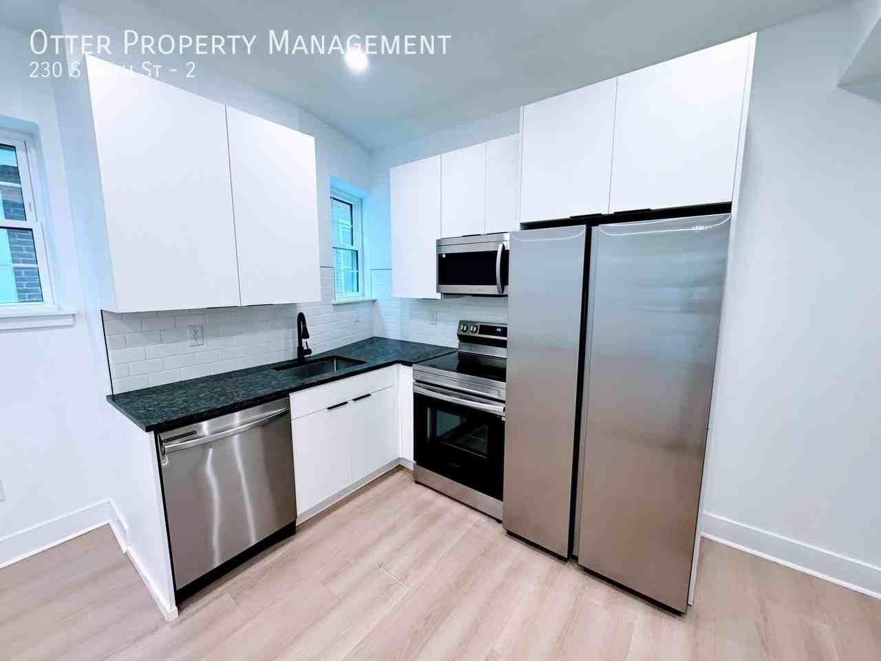 230 S 46th St #2 - Photo 6 of 34