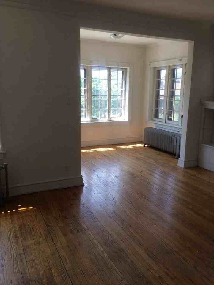 2544 N. Maryland Ave. (Fountain Blue) - Photo 5 of 20